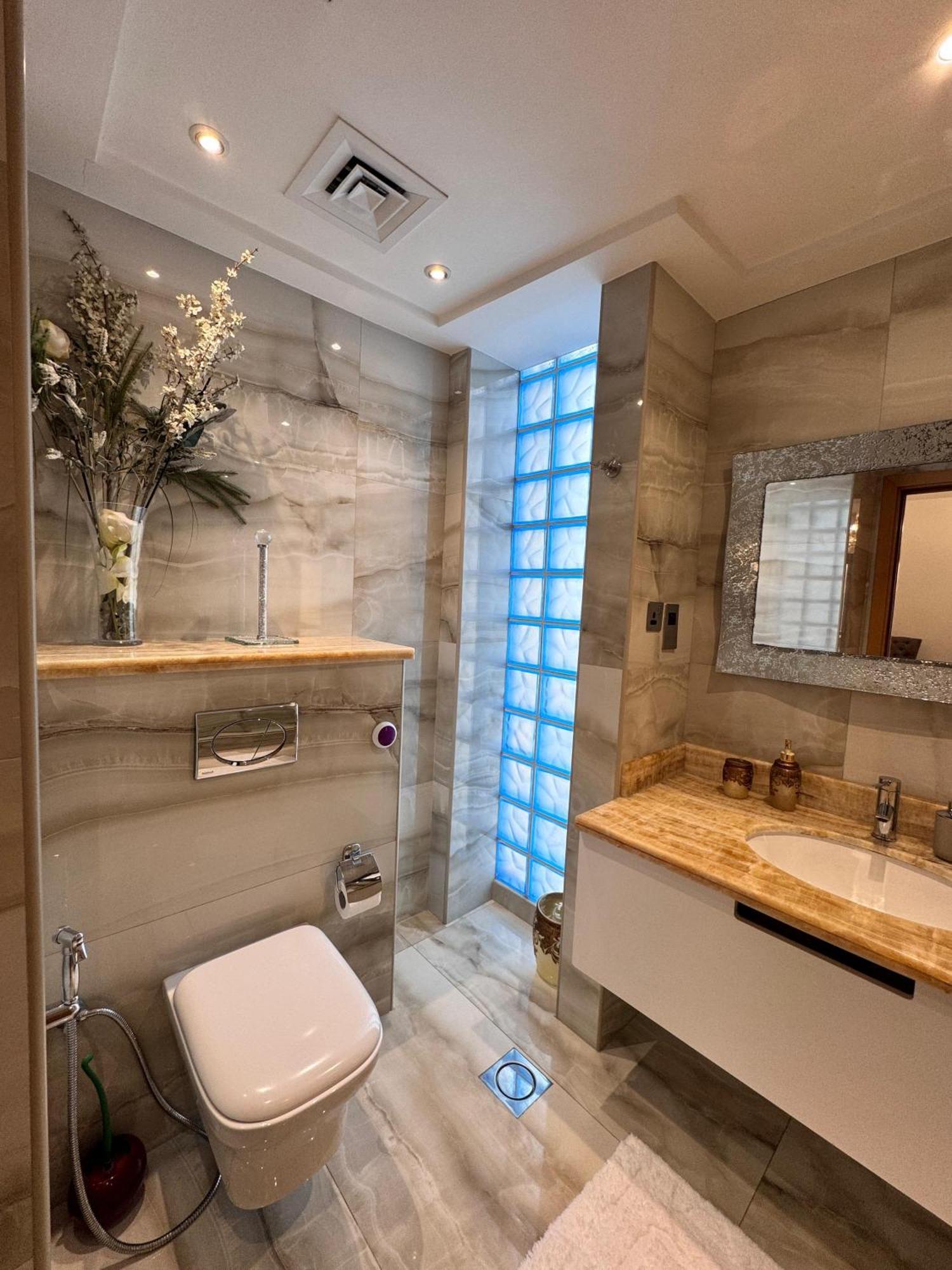 Estatesmen Palm Jumeirah Luxury Family Friendly Villa Dubai