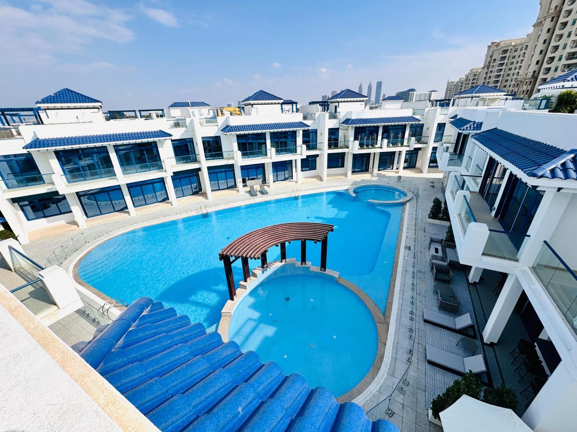 Estatesmen Palm Jumeirah Luxury Family Friendly Dubai