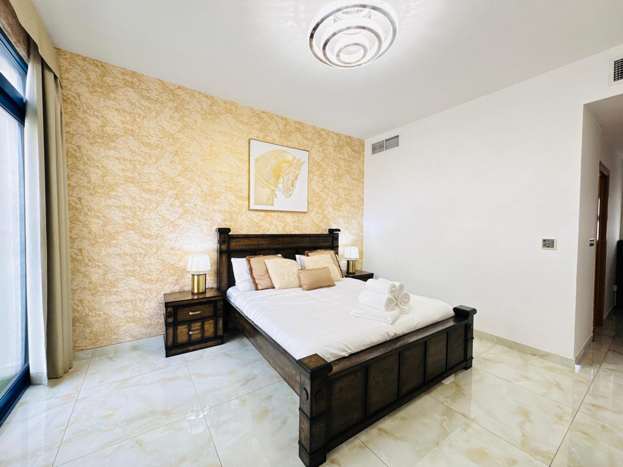 Estatesmen Palm Jumeirah Luxury Family Friendly Villa *