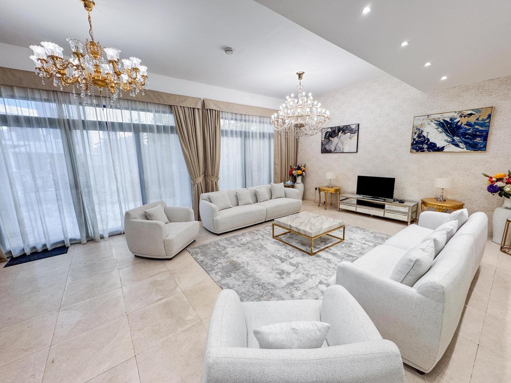 Estatesmen Palm Jumeirah Luxury Family Friendly Dubai